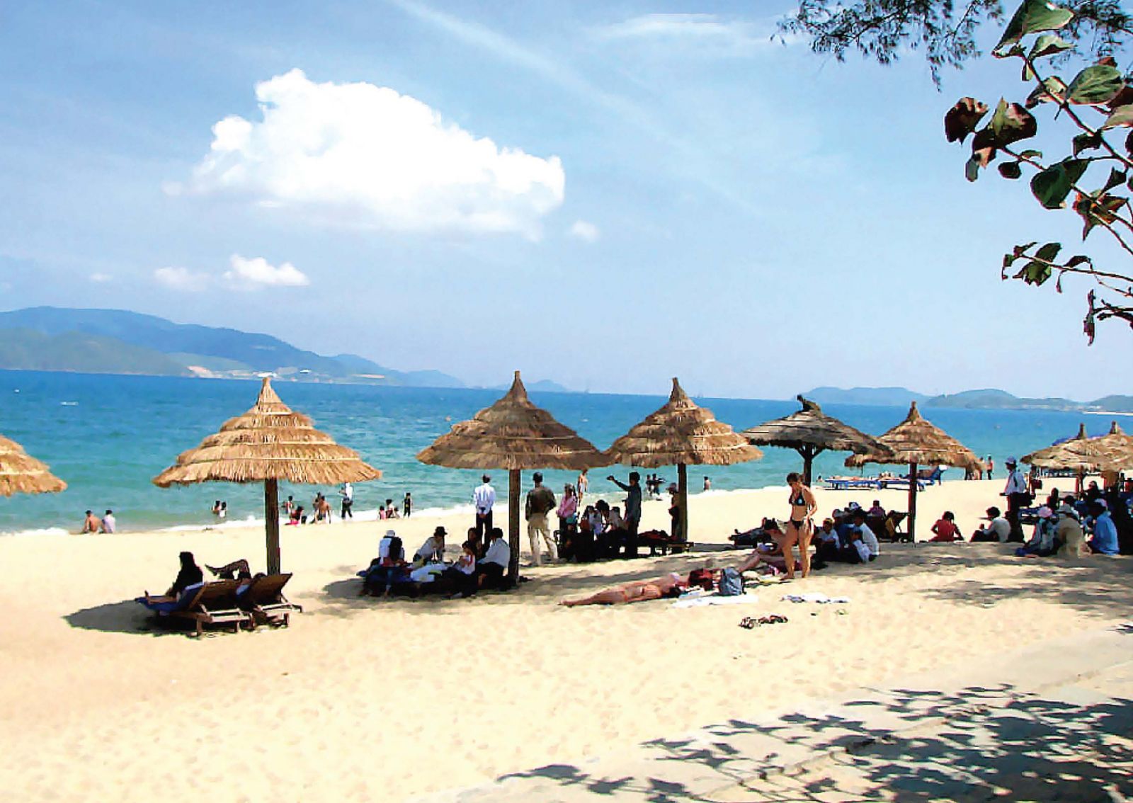ve-may-bay-di-da-nang